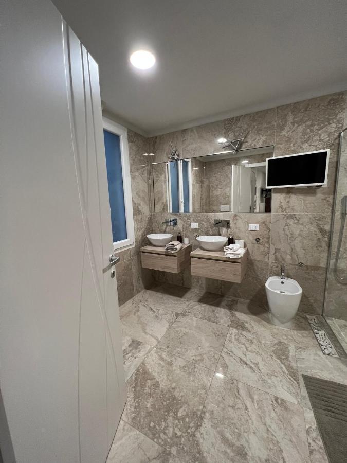 דירות Luxury 1 Al Duomo Di פארמה מראה חיצוני תמונה